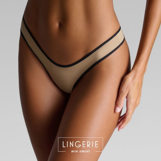 String parisienne maison close Lingerie mon amour